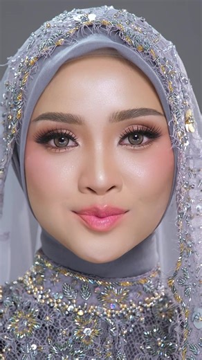 Stunning Makeup Transition You Can't Miss
