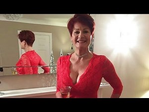 Stylish Older Women Over 50 | Modern Elegant Fashion