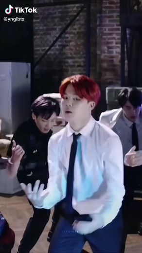 Jimin and Jungkook Dope Performance: BTS Show Highlights