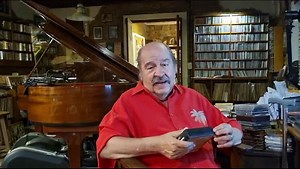 LITTO NOS HABLA.... Desde su casa, Litto presenta la increíble colección recientemente editada por Melopea, "Los Archivos De Nebbia", y también nos cuenta cómo anda con su recuperación, después de las dos operaciones realizadas, producto de una caída hace cinco meses. Muchas gracias, Litto.... Se te ve muy bien, y esperamos pronto verte sobre un escenario. Viva La Música !!! Betto | Litto Nebbia Página Oficial