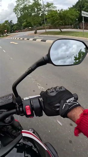 Quick shifter on Trident 660? Or should I say shift assist? 🤔