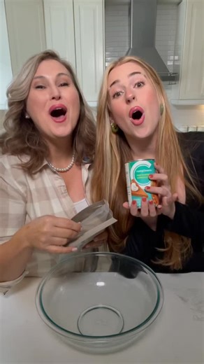 2 ingredient Pumpkin Spice Muffins Let us know if you try them 1 boxed Spice Cake Mix 1 small can pure pumpkin..(not pumpkin pie filling) 2 eggs optional 🥰 #GeorgeandJennRecommend | Jenn & Georgia Valentyne