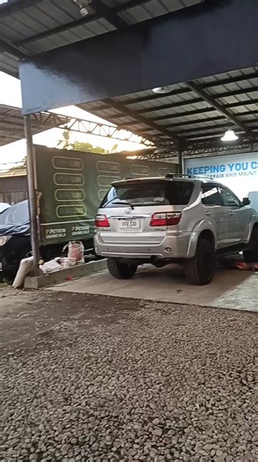 change oil and thorough check of car #fbviralpost2025シ #fbreels2025ツ #fbyシvideo #carcare | Josie Ruizv