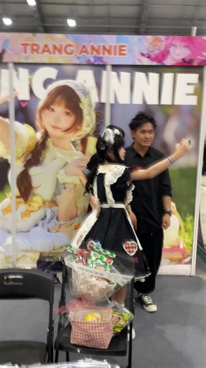 Trang Annie so cute: video mới và dự đoán Hoyo ở Sài Gòn