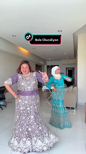 Tudiaaa Lehenga Dance by Yaya Amran ft. Bole Chudiyan
