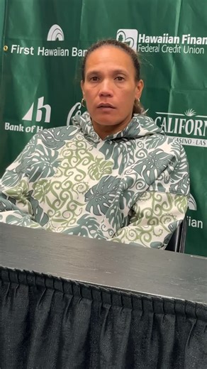 Guava Press Media on Instagram: "Hawai’i Rainbow Wahine women’s volleyball head coach, Robyn Ah Mow talks eight returnees/newcomers, creating lineups after the loss in five sets vs. Marquette in the 2025-2026 season opener. 🎥🎤@justinbaptiz #HawaiiWVB #GoBows #RobynAhMow #SISTAHHOOD #OnlyTheBold #BigWestConference #GuavaPress"