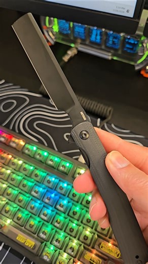 The Craziest Razor EDC? 🔪 Artisan Cutlery Orthodox V2 #edcknife #shorts