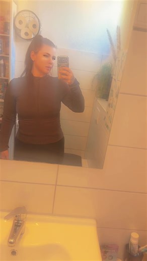 🦋 Jennii_Bhv🪐 (@jenni_bhv)’s videos with Originalton - macbook_music