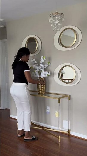 How to style a console table #glamdecor #homedecor #interiordesign #decor #homeinspo #home #diy