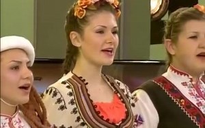 保加利亚的传统民歌 - Кавал свири ( Kaval sviri )