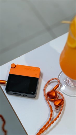 Hiby W4 Bluetooth MagSafe-compatible Receiver DAC/Amp