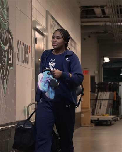 Sarah Strong was impressive vs. #22 Louisville! | UConn Women's Basketball