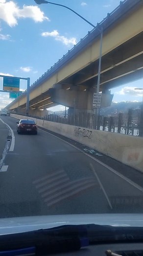 What a view / Ride 犯爵犯爵犯爵犯爵犯 High Anxiety for some 若若 Route 65 South onto the lower platform of the Fort Duquesne Bridge to route 376 East / Parkway East Pittsburgh Pennsylvania USA  | Jerome Coulehan | Facebook