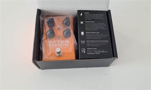 Source Audio AfterShock Bass Distortion Pedal w/ Original box & paperwork | Reverb