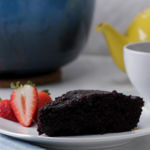 776K views · 2.5K reactions | A Dutch oven makes whipping up a classic dessert into a piece of cake (though you’ll definitely want more than just one slice)!  | Tasty | Facebook