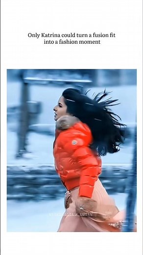 Katrina Kaif’s Unique Outfit Look 😍 #shorts #katrinakaif #edits #viral #trending #bollywood #actress