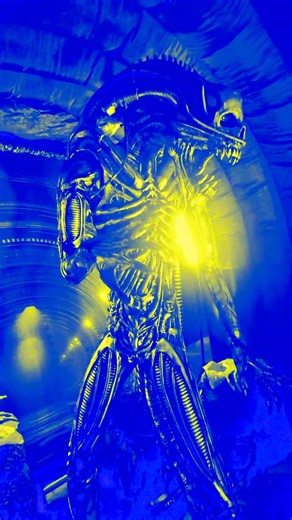 Alien Photo Op