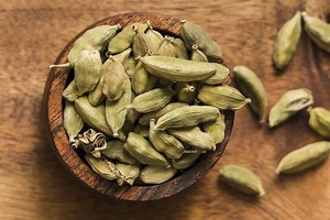 Cardamomo, la reina de las especias: qué es, cuáles son sus propiedades y cómo usarlo en la cocina con las mejores recetas