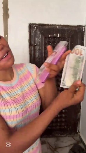 Identifying True Friends in Everyday Life