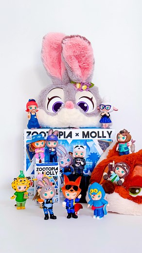 From Judy to Nick, the squad’s back on duty! 🚔✨ Pop Mart Molly × Zootopia 2 unboxing — who’s your favorite from the lineup? 💫 @popmartglobal @popmartsg . . . . #FalInLoveWDisney #Timetoplay_Popmart #Timeto_Unboxing . . . #Popmart #PopmartDisney #Disney #ディズニー #迪士尼 #DisneyPhoto #DisneyPhotography #ToyUnboxing #DisneySingapore | Timetoplaytoys