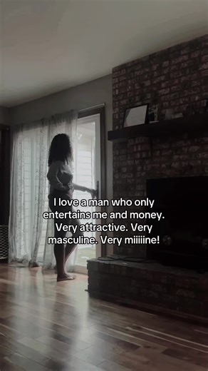 ari🤎 (@arixluxx)’s videos with original sound - THEE BIGGEST