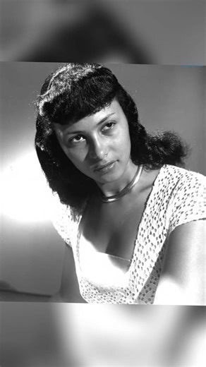 Lovely ladies of the 1940s. (Credit: Charles Williams a photographer) #1940s