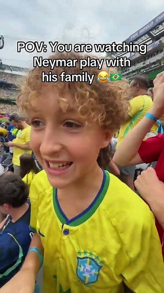 I did not expect to watch the game like this 🥹🇧🇷 #brazil #worldcup #football