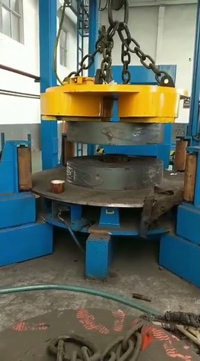 Magnetic Overhead Crane for Vertical Steel Coil Handling - Magnetic Overhead Cranes for Steel Plant