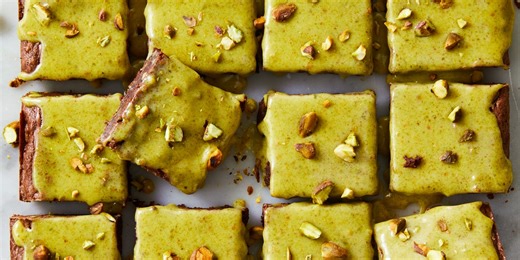 Pistachio Lovers—You're Going To Be Obsessed With These Brownies