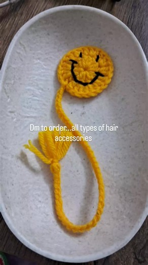 Infinity_Loop on Instagram: "#crochet #scrunchiesareback #woolart #gajrahairstyle"