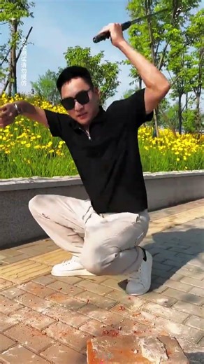 Automatic spring-loaded telescopic three-section stick, one-button unfolding...