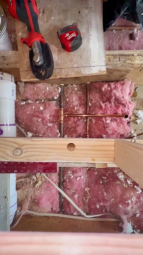 Easy Plumbing Fix: Prevent Mess with Heavy Duty Garbage Bag