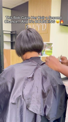 Oh... she didn't think her hair could do this! 🔥