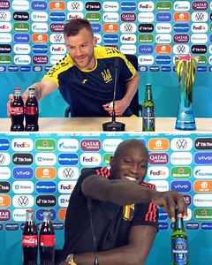 5M views · 31K reactions | Lukaku and Yarmolenko make fun of Cristiano Ronaldo's Coca-Cola gesture in a press conference  | Oh My Goal | Facebook