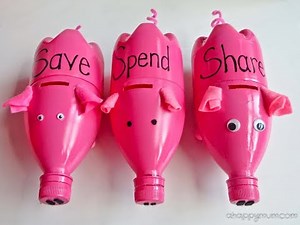How to Make Piggy Banks from Recycled Water Bottles | Sophie's World