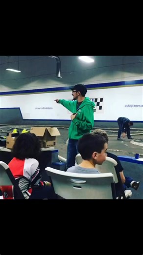 Eric has been rocking RC Bootcamp every Tuesday for years! Each session is unique and packed with invaluable insights. REPOST @e.resconcepts.us Rookie race night at Norcal Hobbies. Vasutin prepping everyone for the action. Wish this was around when I was a kid. #norcalhobbies #rccars #rc #rookienight | Nor-Cal Hobbies