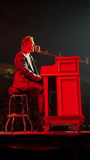 Jesse McCartney's Bleeding Love Performance