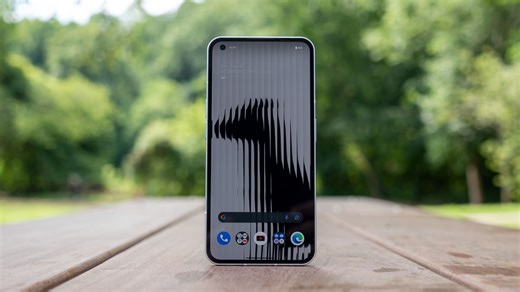 This is when the Nothing Phone (1) will be updated to Nothing OS 2.0