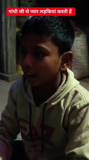 Mukesh Yadav on Instagram: "गांधी जी से प्यार लड़कियां हैं #रूपये #प्यार___________करते___________हैं___________हम #प्यारी"