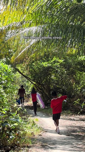 This & no acadamic stress >> #maldivestiktok #raajjetiktok #dhivehitiktok #maldives #foryou