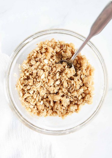 Oatmeal Streusel Topping - I Heart Naptime