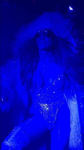 Coachella 2026 … the moments before the surprise. 💙