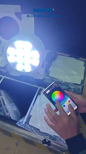 2.2K views · 22 reactions | Outdoor IP battery 12 led uplight remote control, app , wireless Dmx #ledpar #ledparlight #ledparlights #parlight #parlights #leduplighting #stagelight #weddinglighting #weddinglights | Zeng Kevin | Facebook