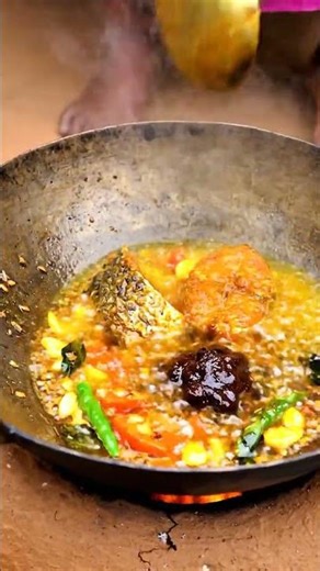 Granny Cooks Authentic Sindhi Fish Curry in Village Clay Pot | Desi Seafood Recipe #sindhifood #fish