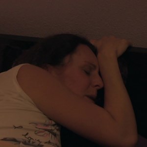 With their third child, Kerri decides she would be more relaxed having a home birth and community midwives Mary and Helen are happy to assist in the delivery of Baby Harry. #OneBornEveryMinute | One Born Every Minute