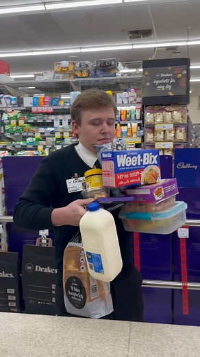 8.6K views · 107 reactions | This happens EVERY single time... #mum #mumsofinstagram #annoyed #funnyvideos #drakessupermarkets #retail | Drakes Supermarkets | Facebook