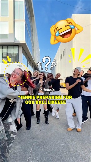 JENNIE’S “RED RED” CHOREO REMINDS ME OF THE VIRAL SEA SPONGE SWING TREND! 😂 #jennie #redred #trend