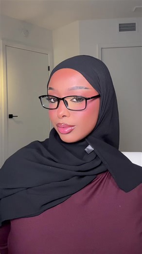 Hourglass Cosmetics Makeup Tutorial & Tips