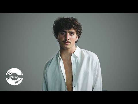 Benson Boone - Little Runaway [Lyric Video | Pop Songs Collection | English Lyrics]