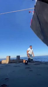 Tugboat Life 💪🚤 #sealife #sailor #lifeatsea | Seaman Worldwide